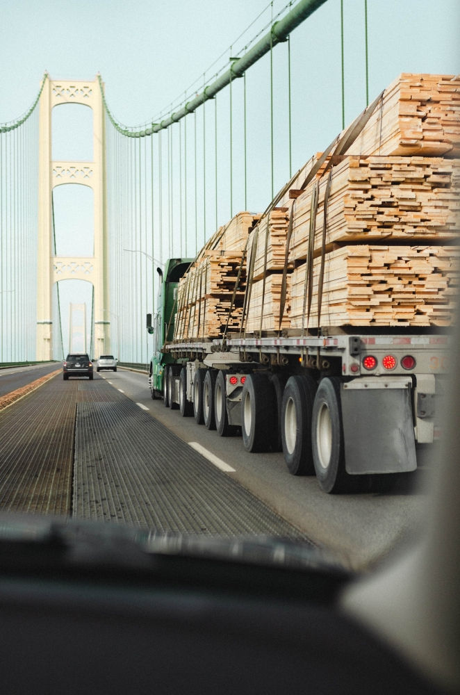 Less Than Truckload vs Full Truckload: Your guide on LTL and FTL
